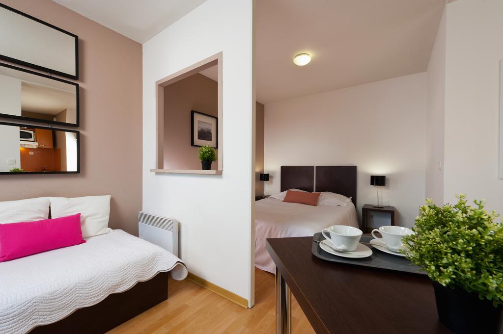 تينيو بوردوجير سان جان للشقق الفندقية 