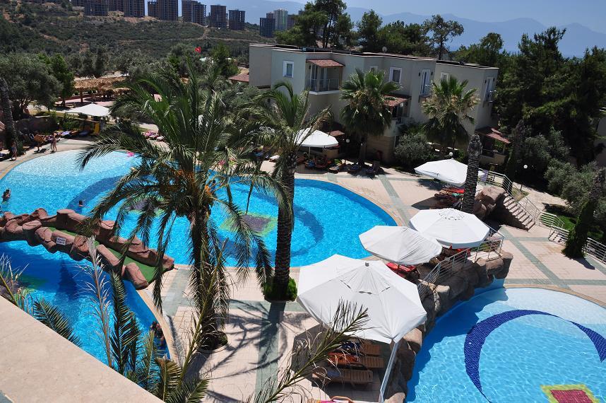 هوليداي آند ليسور كلوب 