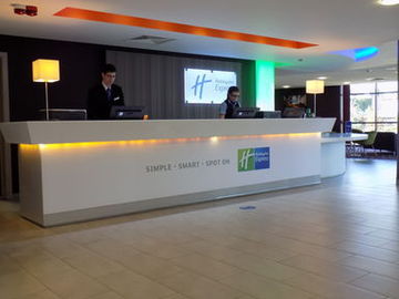 Holiday Inn Express Dunstable