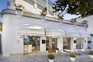 Meliá Villa Capri