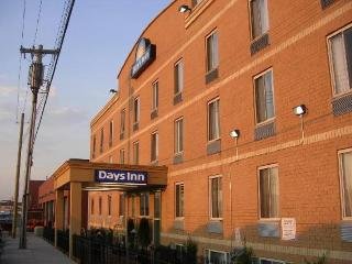 دايز إن - جي إف كيه إيربورت