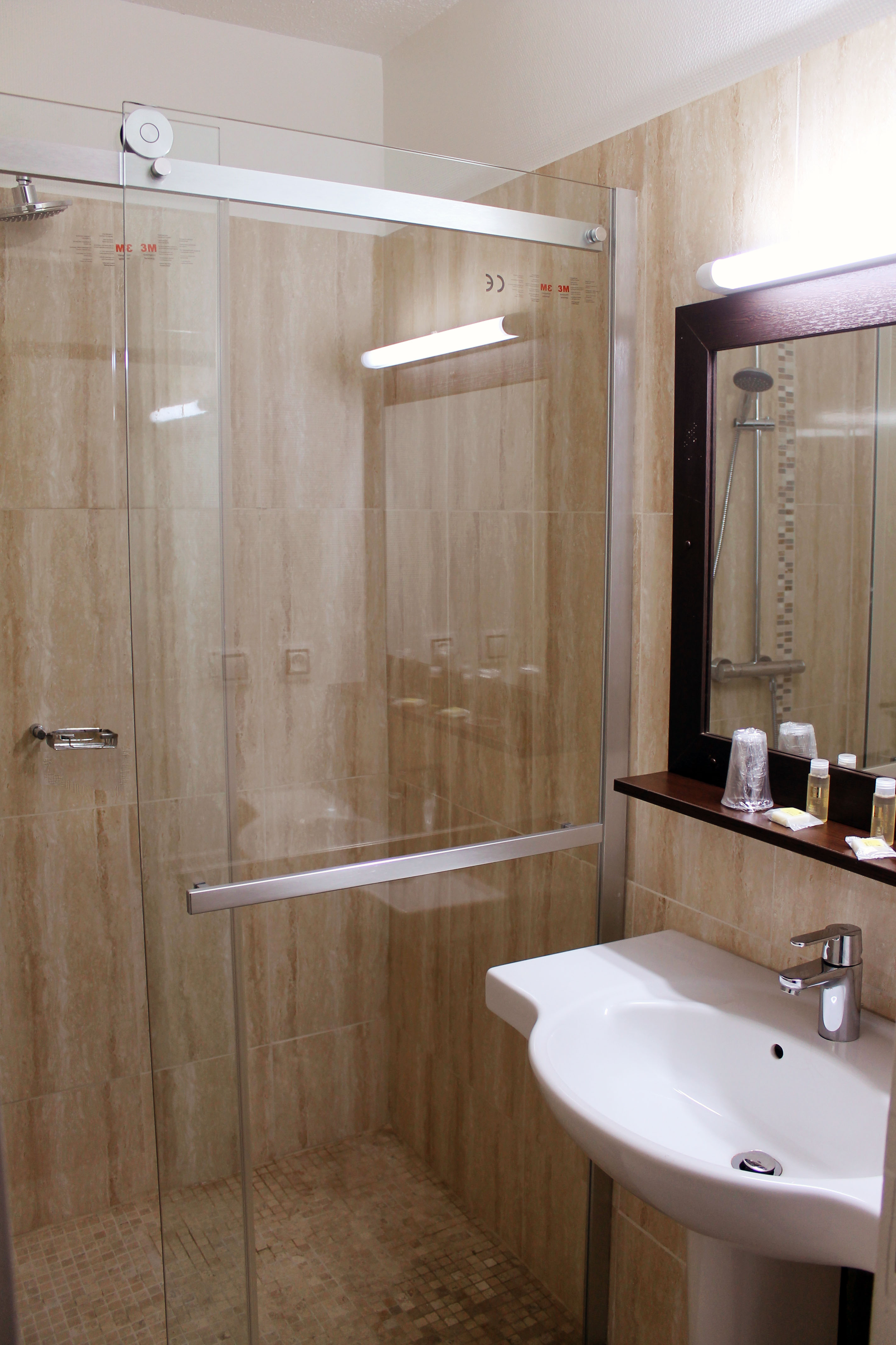 فندق كومفورت أورلي درافيل