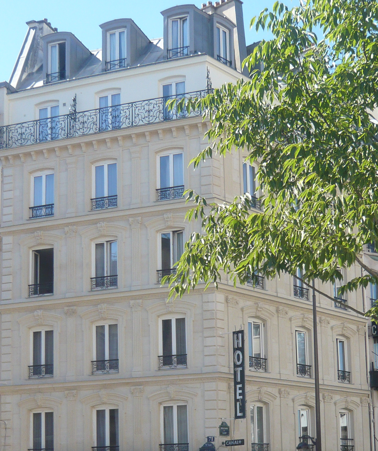 فندق بيست ويسترن مونمارتر اليز