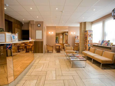 فندق جول سيزار