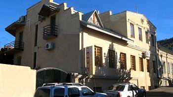 Victoria Royal Hotel