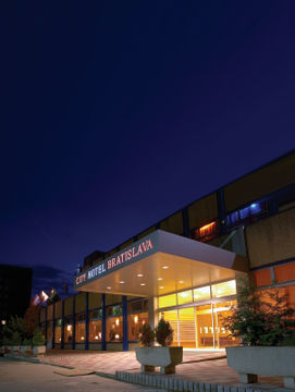 HOTEL BRATISLAVA