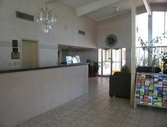 Howard Johnson by Wyndham Phoenix Airport/Downtown Area