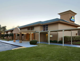 Days Inn by Wyndham Charlotte/Woodlawn Near Carowinds