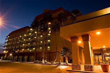 Holiday Inn Hotel & Suites Phoenix - Mesa / Chandler