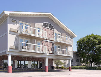 Super 8 by Wyndham Rochester/Fairgrounds Area