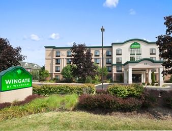 Wingate by Wyndham Schaumburg / Convention Center