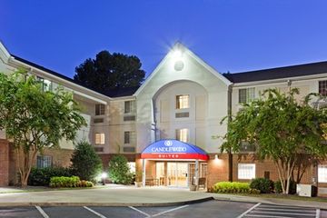 Hawthorn Suites by Wyndham Charlotte/Executive Park