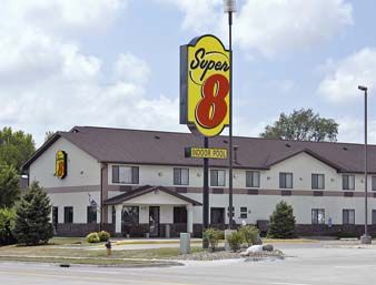 Super 8 by Wyndham Ankeny/Des Moines Area