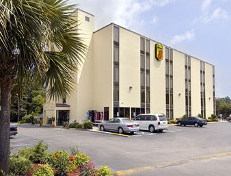 Super 8 by Wyndham Myrtle Beach/Market Common Area