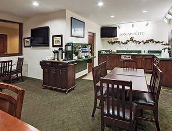 Hawthorn Suites by Wyndham Akron/Seville