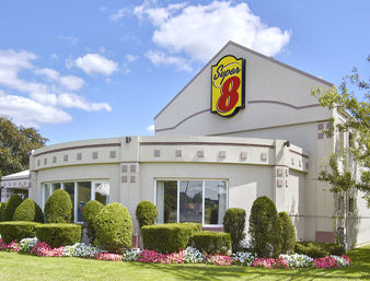Super 8 by Wyndham Milford/New Haven