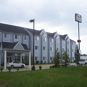 Microtel Inn & Suites by Wyndham Scott/Lafayette