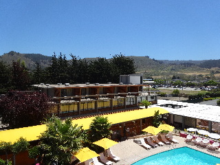 Carmel Mission Inn & Fuse Lounge Café