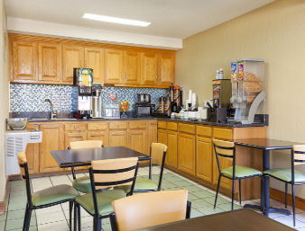 Super 8 by Wyndham Hammond/North