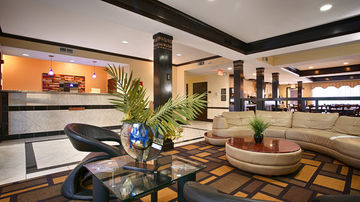 Best Western Plus Addison/Dallas Hotel