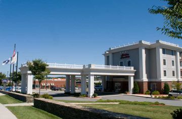 Hampton Inn & Suites by Hilton Newport / Middletown