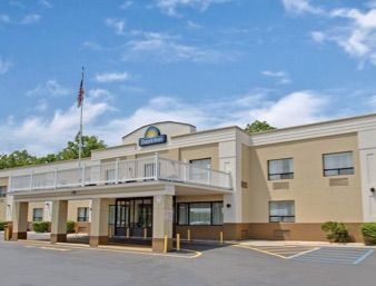 Days Inn by Wyndham Newburgh WestPoint/Stewart Intl Airport