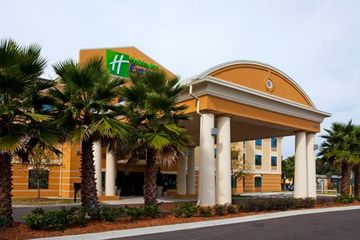 Holiday Inn Express & Suites Jacksonville-Mayport/Beach