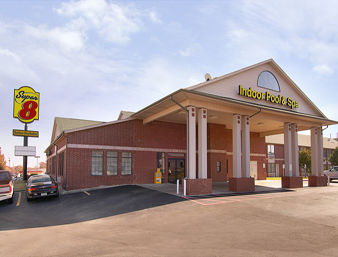 Super 8 by Wyndham Tulsa/Downtown/East