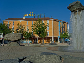 Hotel The Originals Lyon Est Éclipse (ex Inter-Hotel)