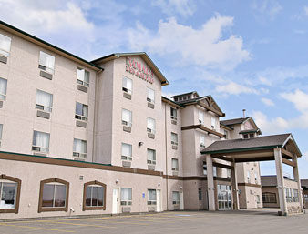 Ramada by Wyndham Clairmont/Grande Prairie