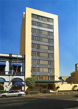 Misión Express Zona Rosa