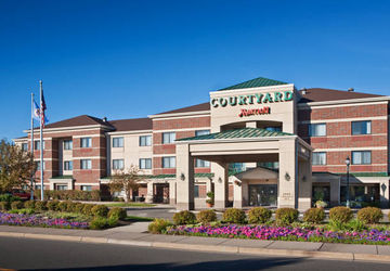 Courtyard Minneapolis St. Paul/Roseville by Marriott