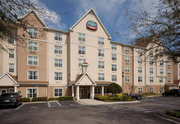 تاون بليس سويتس باي ماريوت أورلاندو إيست / يو سي اف اريا