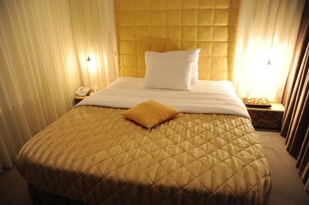 فندق ميرونا 