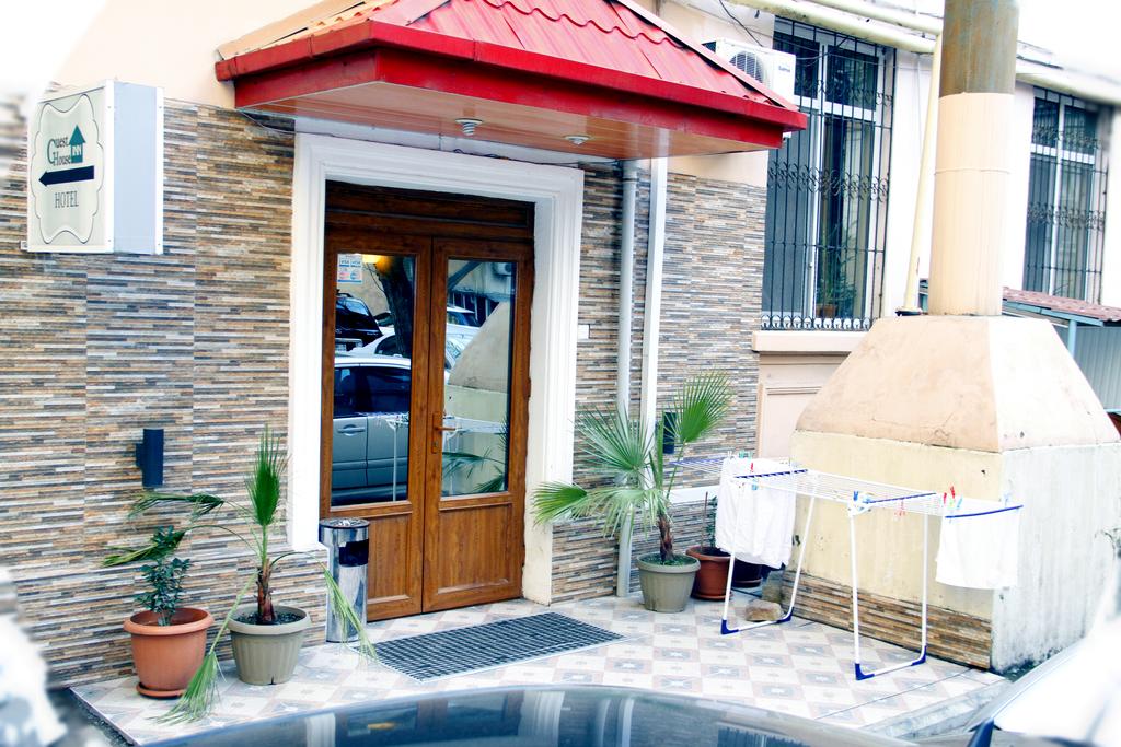 جست هاوس إن آند هوستل