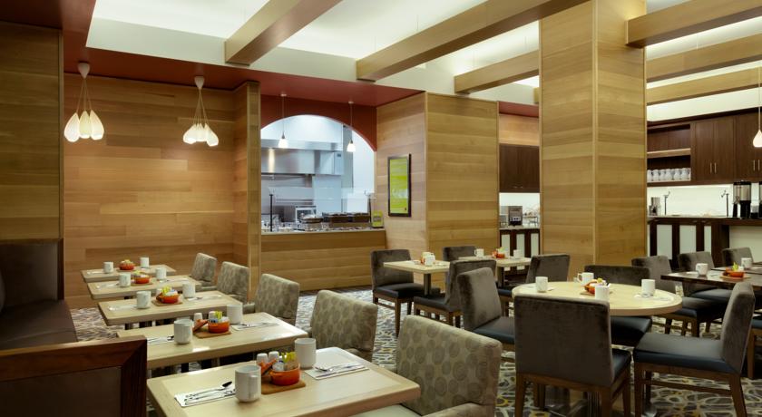 فندق هيلتون غاردن إن نيويورك منهاتن ميد تاون ايست