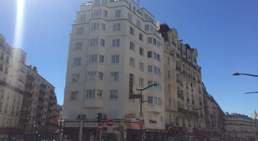 فندق بيكاردي - غار دو نورد