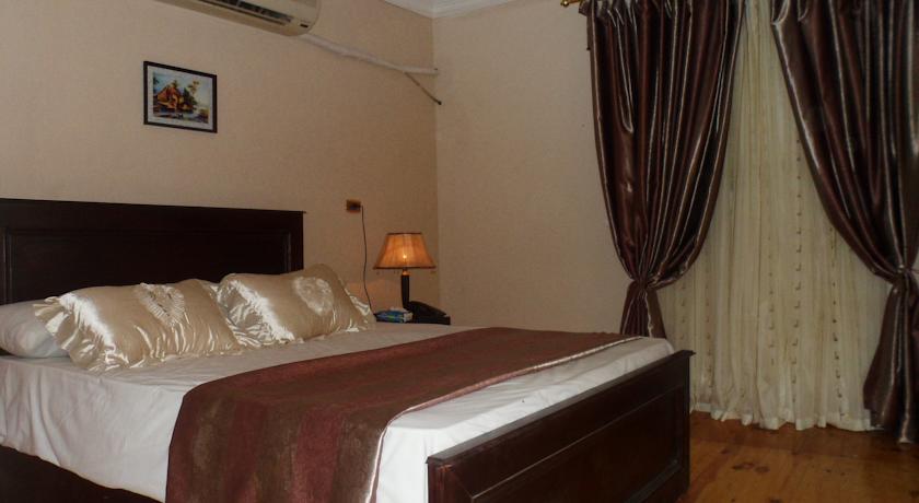 Star Plaza Guesthouse