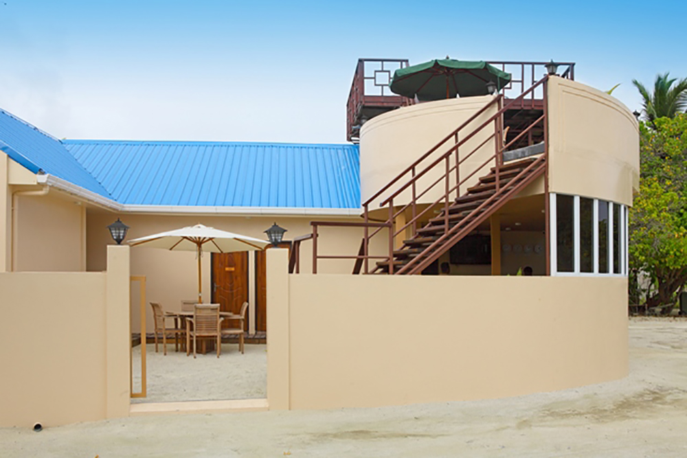 بيبي جزر المالديف