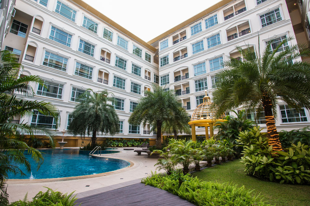 هوب لاند أكسزيكتف ريزيدنس