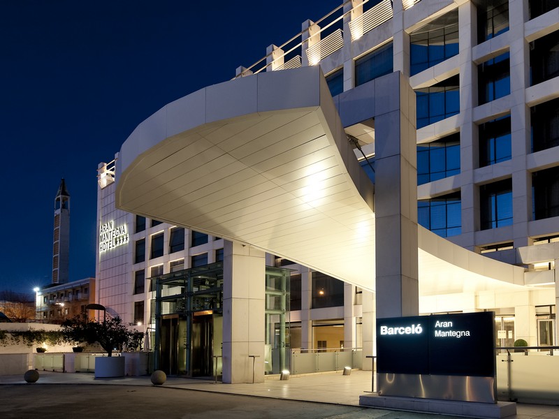 فندق بارسيلو أران مانتيجنا